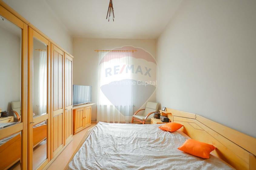 Casă / Vilă cu 4 camere de vânzare Ultracentral Str. Louis Pasteur - 16