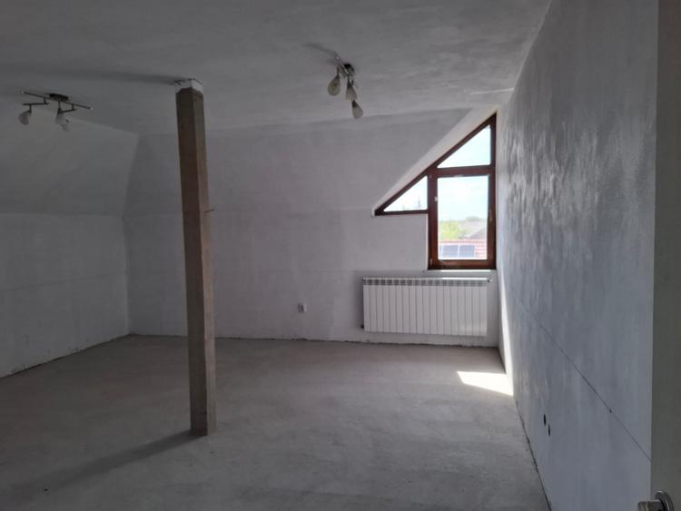VILA S+P+E+M  cu SPATIU COMERCIAL  central in Nadlac