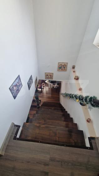 Casa de vanzare, cu 3 camere, 95 mp,  zona Craiter - 11