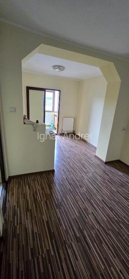 De Vânzare apartament 2 camere Decomandat localitatea  Bârlad  - 2