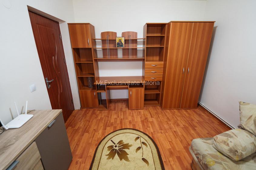 Oaza de liniste in Bariera Valcii – casa P+1 cu terasa, curte si acces securizat - 8