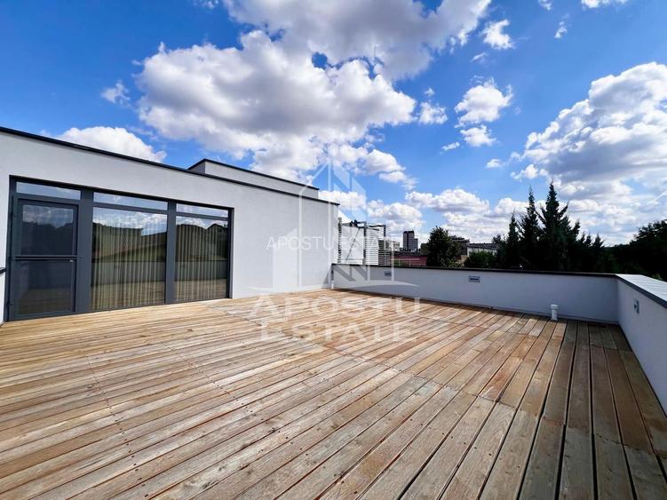 Casa de lux cu 5 camere, 4 bai, piscina privata , zona Aradului - 1