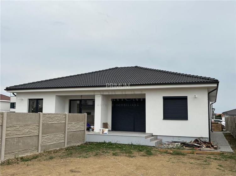 Duplex parter - posibilitate alegere finisaje - zona foarte buna - toate utilita - 3