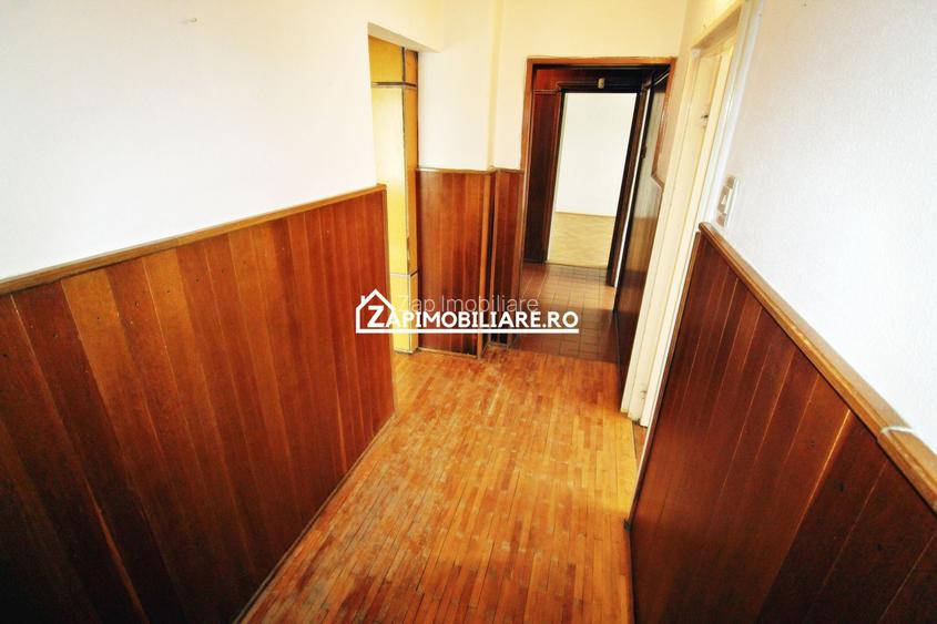 Dambu Pietros - Zona Ansamblul Muresul - 4 camere - 2 balcoane - 8