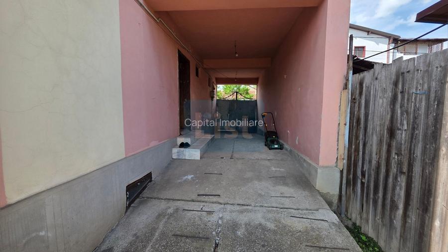 Casa 8 camere, Teren 441 mp, Central - 12