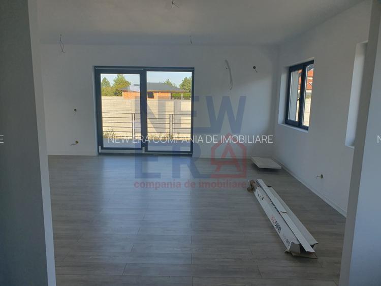 Vila individuala de vanzare 4 camere Crevedia - Samurcasi - 9