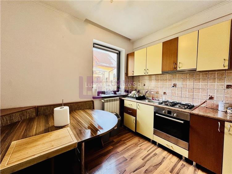 Casa individuala | suprafata utila 360 mp | teren 430 mp | Calea Poplacii - 2