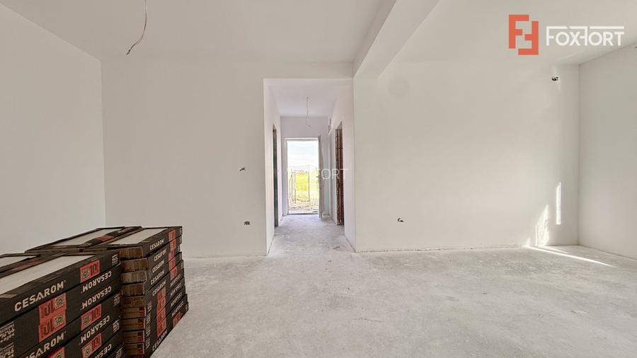 Duplex de vanzare, 3 camere pe parter + pod - Mosnita Veche - 3