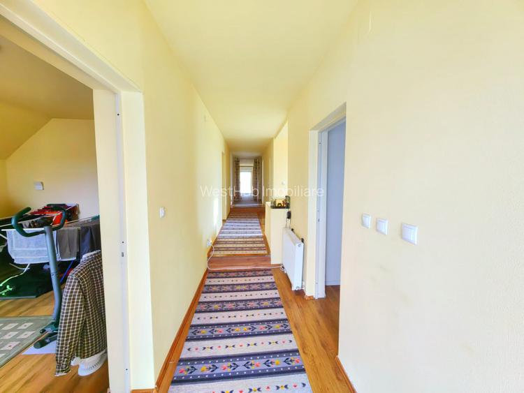 Casa Inedita , 300 mp utili, P+M,  5 bai, 6 dormitoare , 1975 mp teren,  Sacalaz - 18