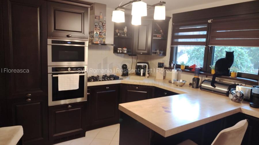 REV2005520 Vila cu bucatarie de vara in Paradisul Verde - 9