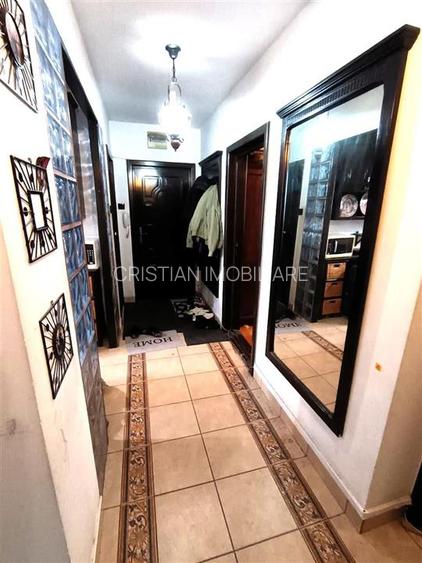 ETAJ 2! Apartament 3 camere DECOMANDAT, zona Calea Galati - 6