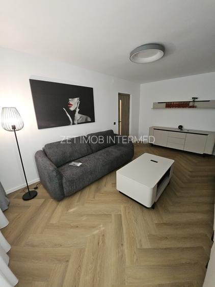 2 camere Tineretului vis-a-vis Parc - 3