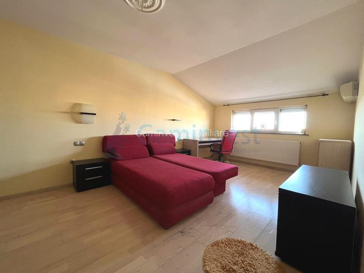 Apartament de vanzare in Oradea cu 4 camere , 91 mp utili, zona Decebal - 5