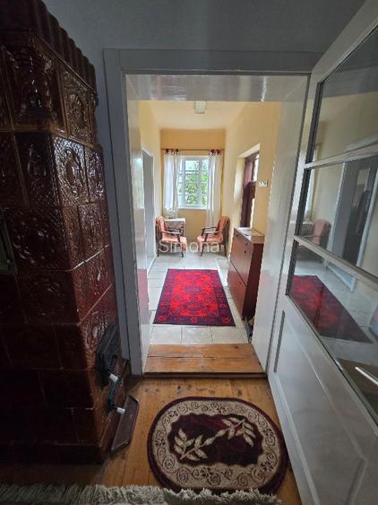 Aproape de Marginimea Sibiului, casa in inima unui parc - 12