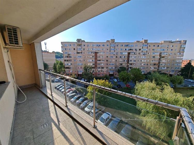 Inchiriem Apartament 3 Camere, Modern, Open Space, Judetean - 10