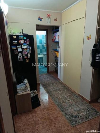 Apartament 2 camere , decomandat , zona Dacia - 3
