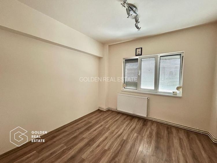 Apartament 3 camere, decomandat, zona Micalaca - 6