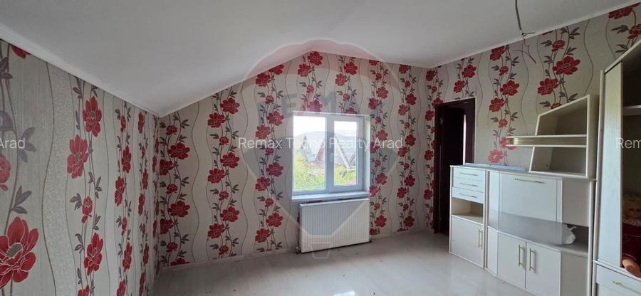 Casă la gri P+M cu anexă – oportunitate unică în Chișineu-Criș! - 14