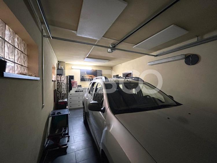 Casa de vanzare cu 5 camere 2 balcoane garaj incalzit 2 bai in Sibiu - 36