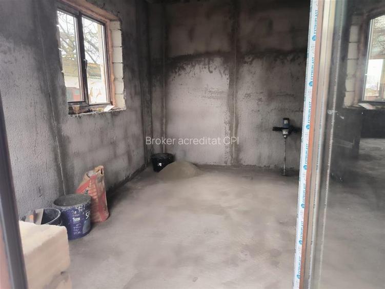 Casa de vanzare Draganescu,Mihailesti,toate utilitatile - 2