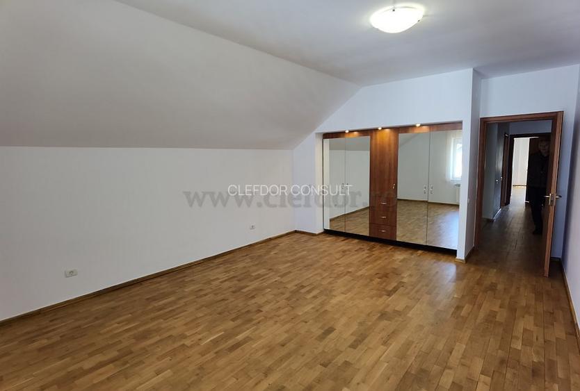 Vila Individuala cu Piscina in zona Iancu Nicolae - 11