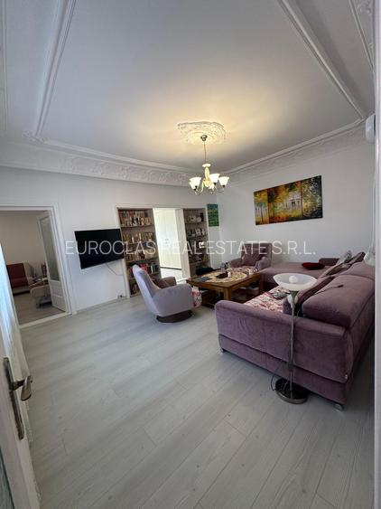 Casa 5 camere - zona Centrala -  330.000 euro(Cod E8+E10) - 2