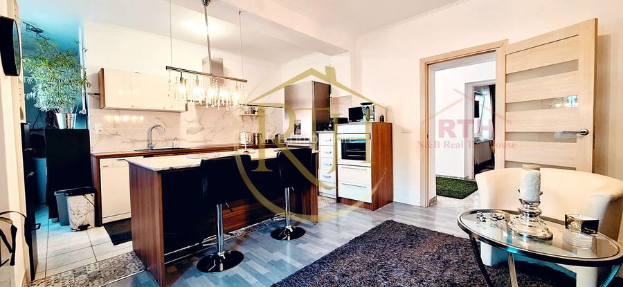 Oferim spre vanzare, proprietate deosebita, 7 camere, zona Modern 0% Comision - 10