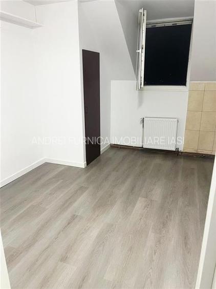 Apartament cu 3 camere de vanzare - 7