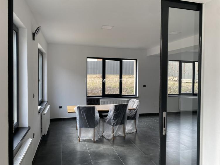 Imobil de v&amp;acirc;nzare 440 mp. - Zon&amp;#259; central&amp;#259; - 5