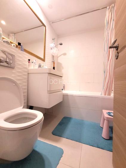 Apartament 3 camere ~ Etaj 3/4 ~ 2 Bai ~ Loc parcare ADP - 4