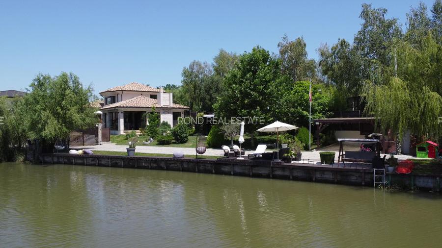 Imobil  de lux pe malul lacului cu ponton, complet mobilat si utilat - 6