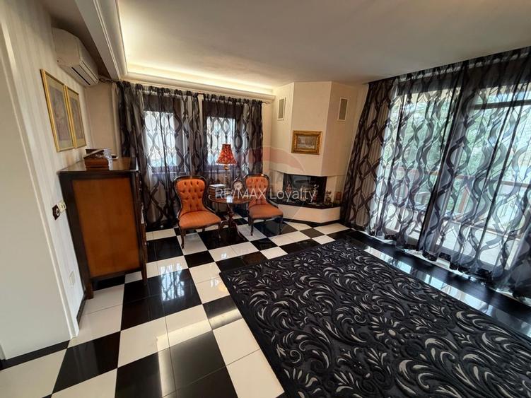 De vanzare Casă / Vilă cu 9 camere la lac cu piscina - 14