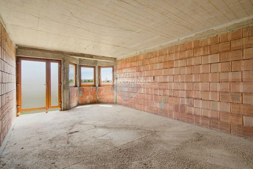 Casă / Vilă nouă de vânzare, la roșu, 5 camere, 225mp, Fântânele, Arad - 10