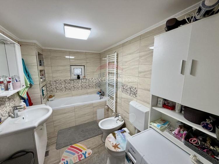 Casă / Vilă cu 4 camere de vânzare în zona Central - 14