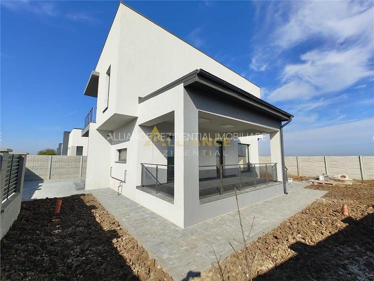 Vila Individuala / 4 Camere / 3 Bai / Teren 364 mp - 2