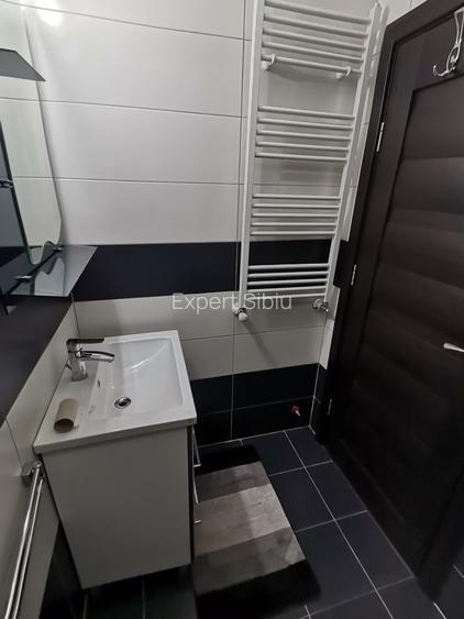 INCHIRIEZ apartament 2 camere ,recent renovat,zona Mihai Viteazul - 9