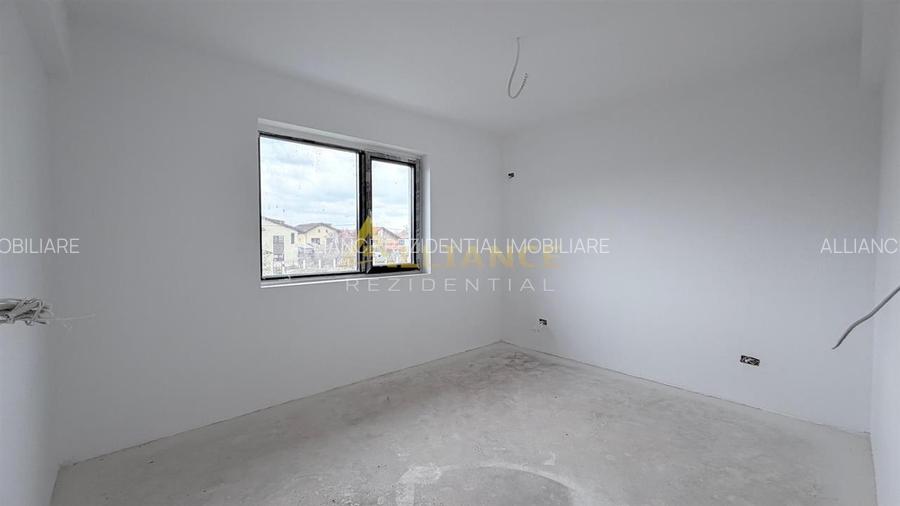 Casa Individuala - 5 camere - 3 bai - 400mp - 12