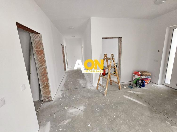 Casa 4 camere, predare la cheie, 560 mp teren, Micești
