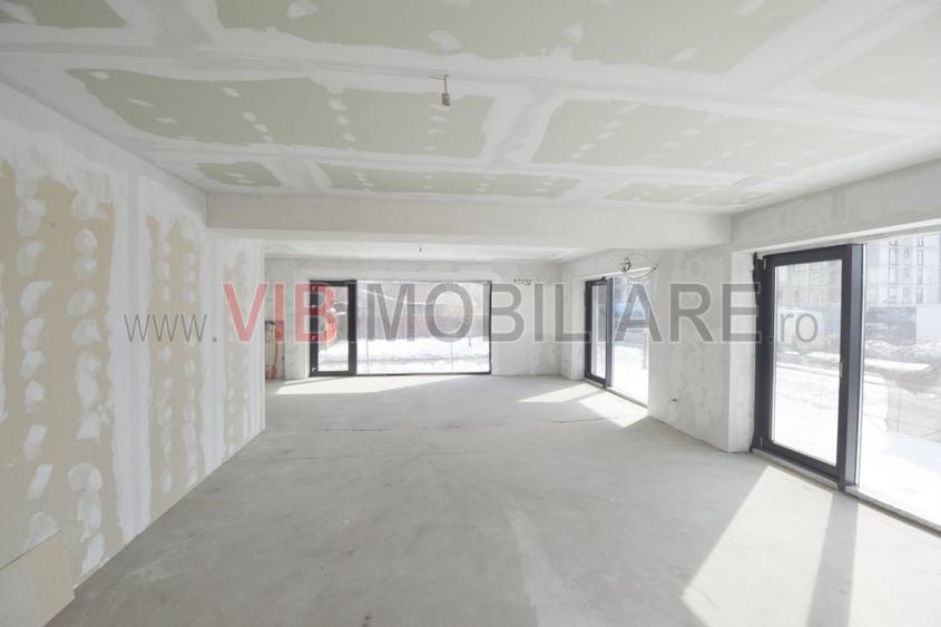 Spatiu comercial stradal, apropiere metrou Straulesti