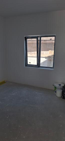Vindem casa in Navodari
