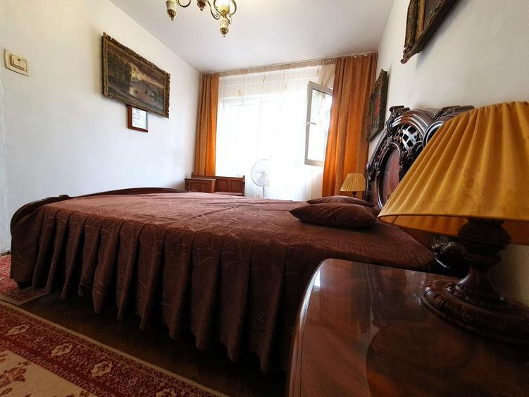 Apartament luminos cu vedere spre biserică, într-un cartier verde și liniștit.
