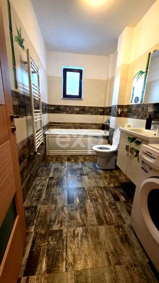 Apartament 2 camere decomandat, in Trivale Complex 3 Bloc Nou, Parcare, Pret neg