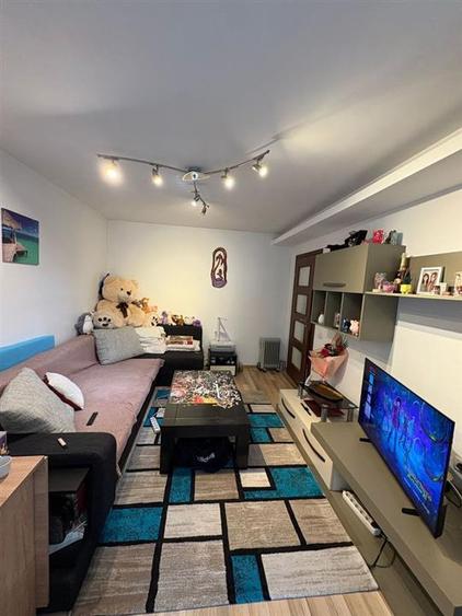 Apartament 2 camere decomandat Astra Cocorului