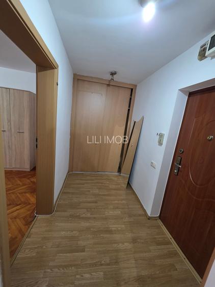 Inchiriez apartament 2 camere zona Miorita Deva - 2