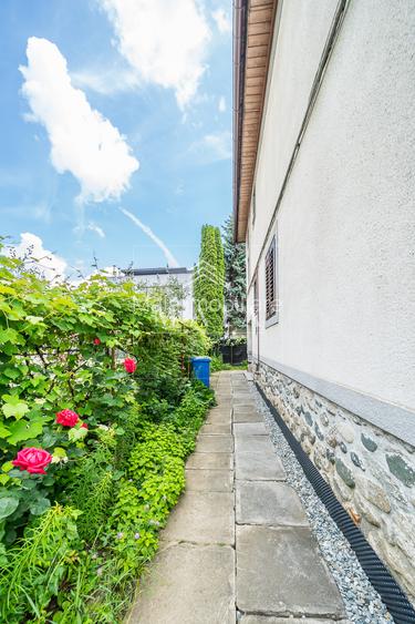 Apartament la casa, 3 camere, zona Calea Dumbravii 480 € - 2