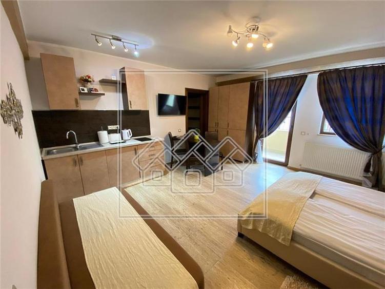 Studio mobilat si utilat de lux - zona Scoala de Inot -cladire noua