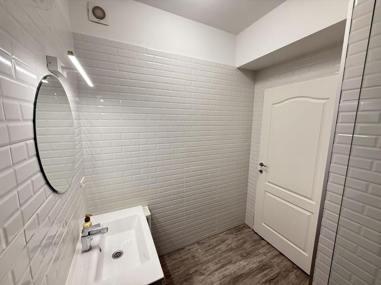 Apartament 3 camere de închiriat
