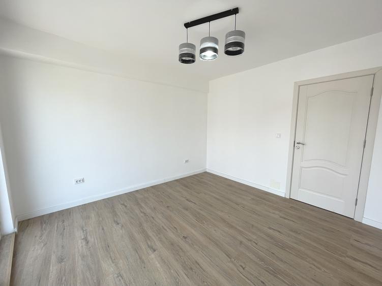 De vânzare | Apartament 4  camere | 93 mp | Dambul Rotund | Locuință/Investiție