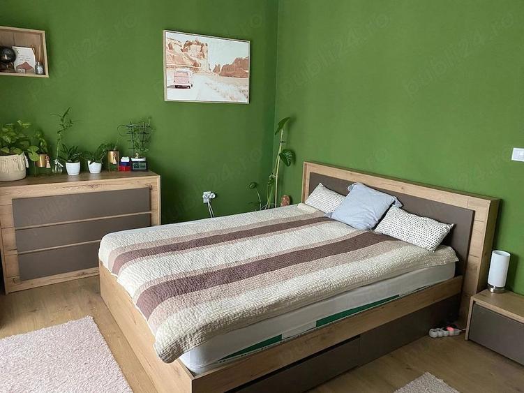 Decomandat. 3 camere. Spatiu de depozitare. Terasa mare