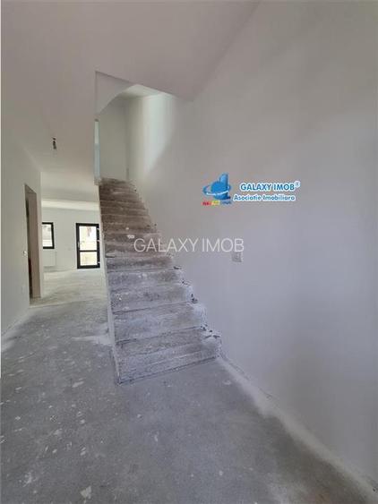 Vanzare casa de tip Duplex cu 370 mp de teren situat la Str Margelelor - 9